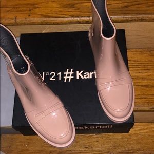 Kartell rain boots